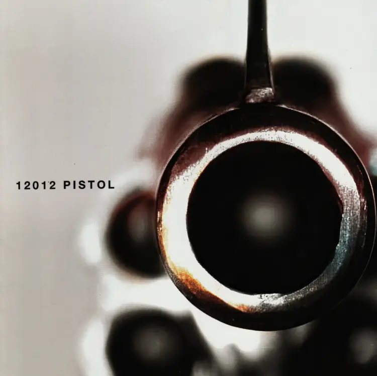 Portada del álbum PISTOL