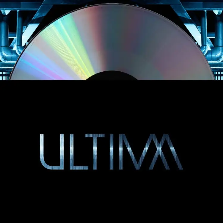 Cover: ULTIMA